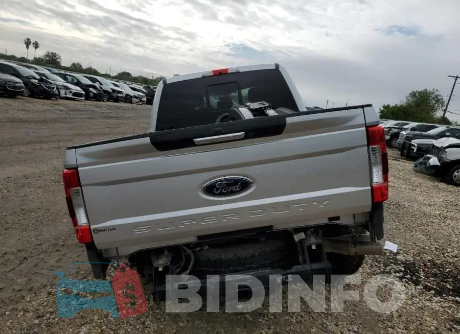 1FT7W2BT1KEG70940 Photo# 6