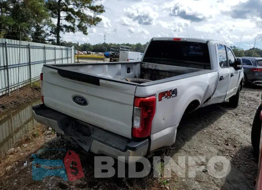 1FT7W2BT9HEC83951 Photo# 4