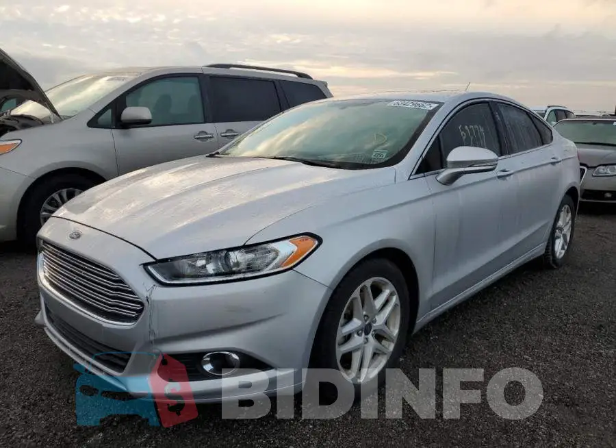 3FA6P0HD8FR258617 Photo# 2