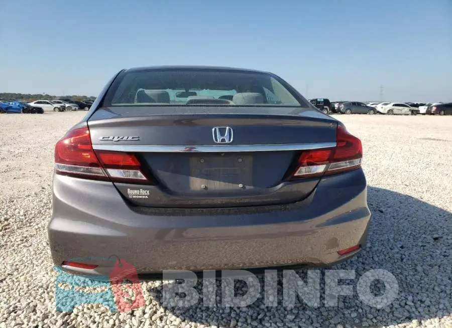 19XFB2F50FE074747 Photo# 6