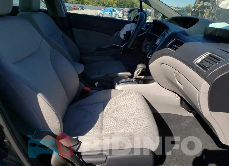 19XFB2F52EE013804 Photo# 5