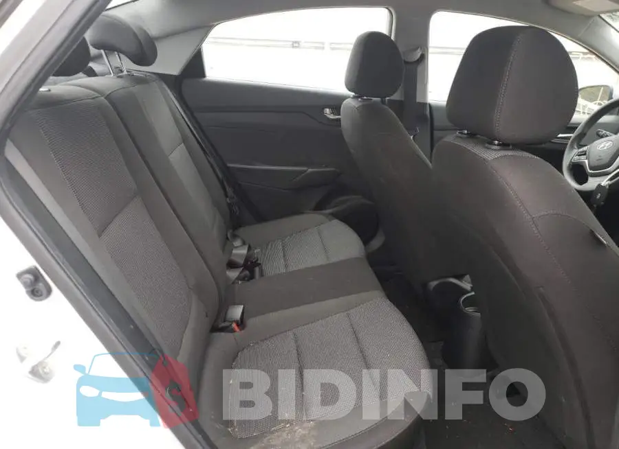 3KPC24A31KE079437 Photo# 6