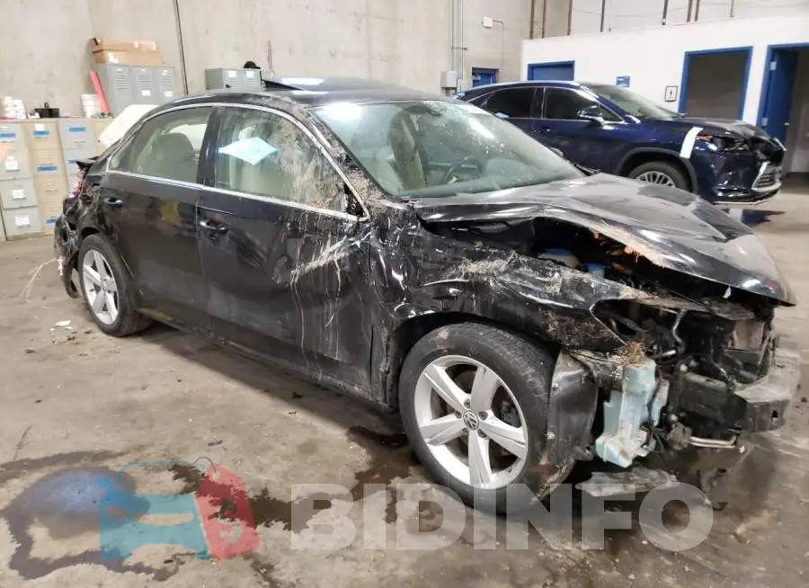 1VWBN7A38DC133618 Photo# 4