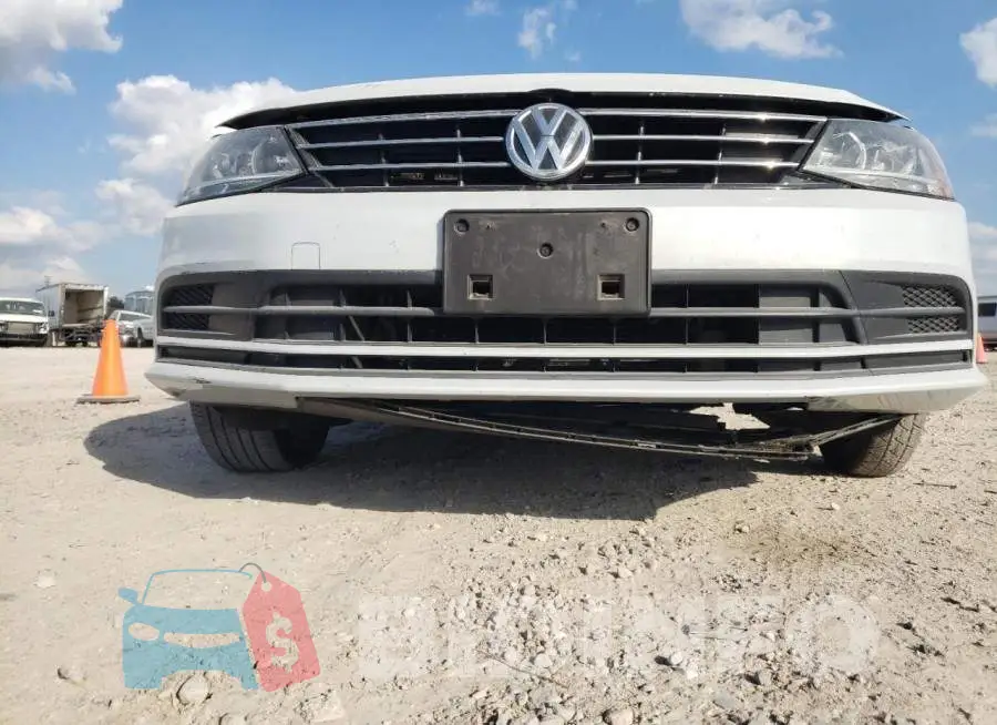 3VW2B7AJ9JM256393 Photo# 9