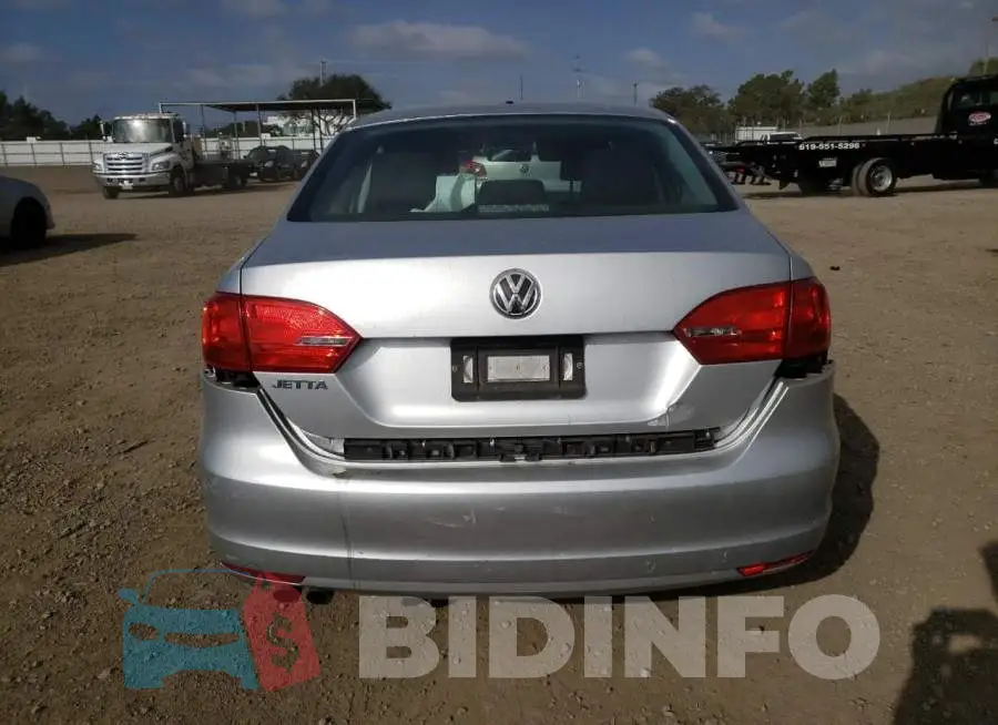 3VW2K7AJ7EM317598 Photo# 6