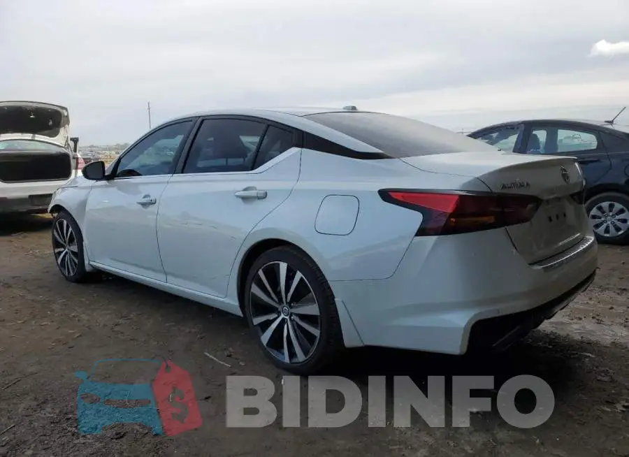 1N4BL4CV4LN302239 Photo# 2