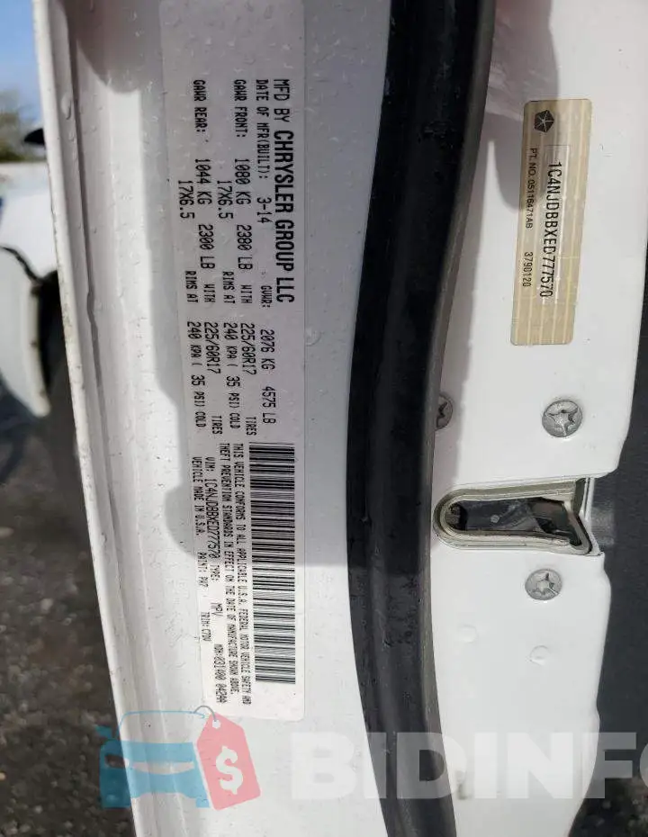 1C4NJDBBXED777570 Photo# 10
