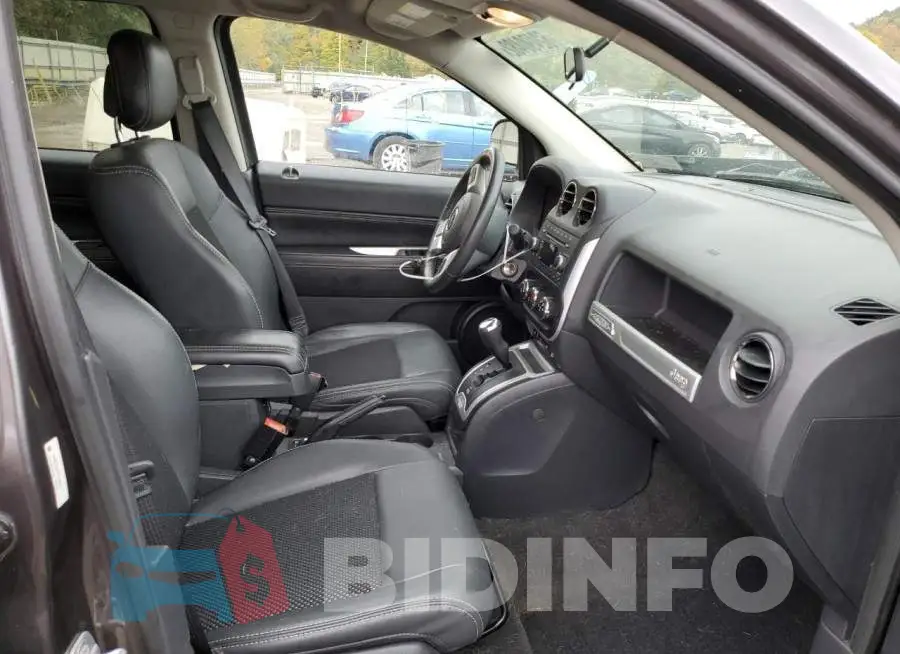 1C4NJDEB7FD162617 Photo# 5