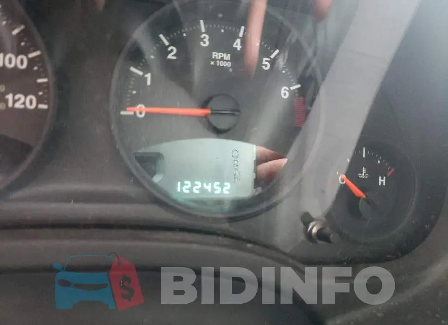 1C4NJPBB9DD169071 Photo# 8