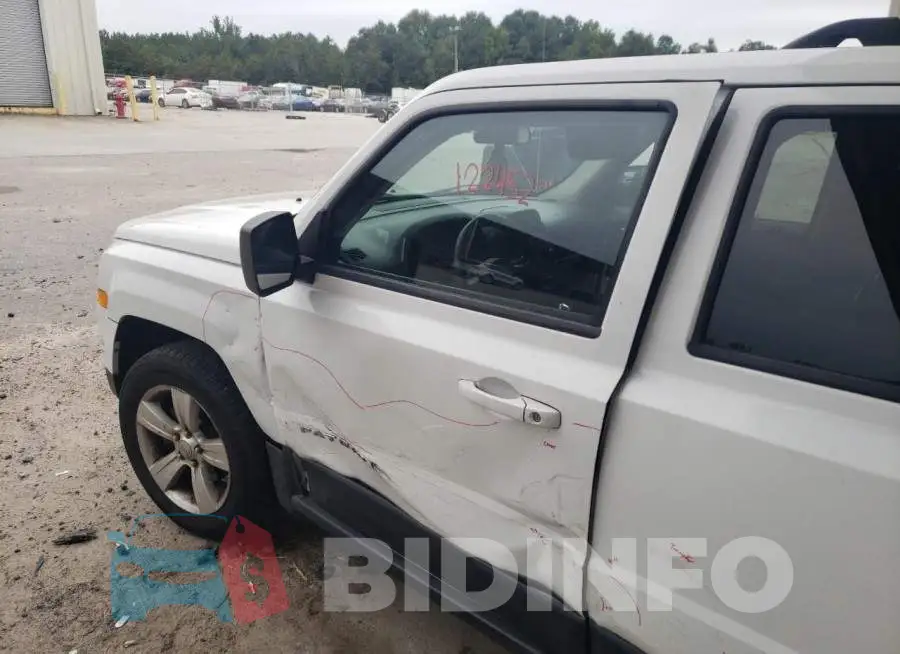 1C4NJPBB9DD169071 Photo# 10