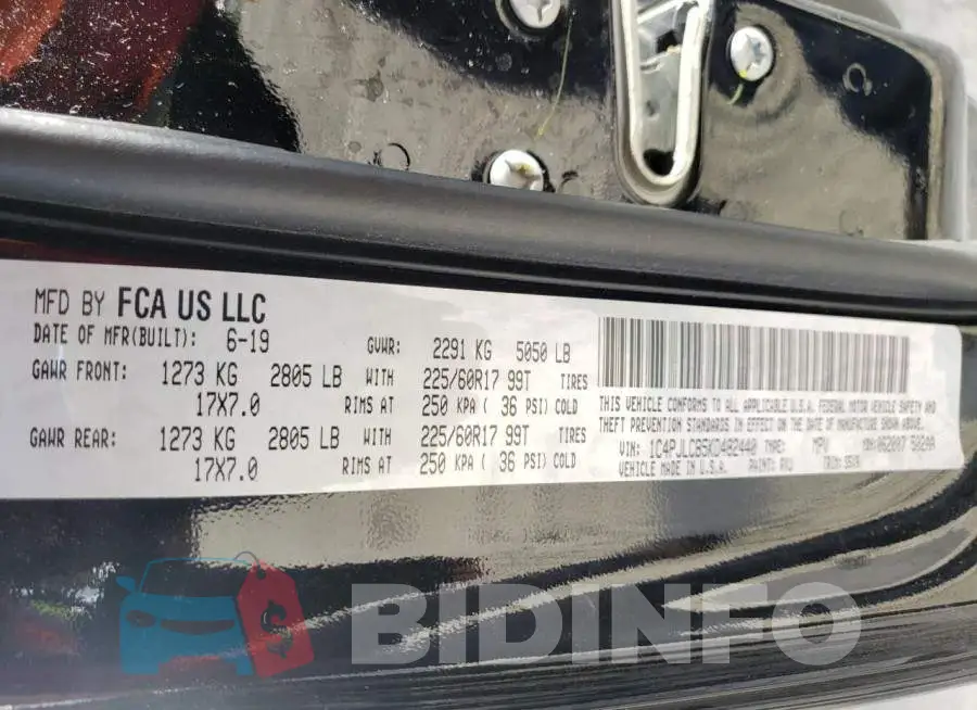 1C4PJLCB5KD482440 Photo# 10