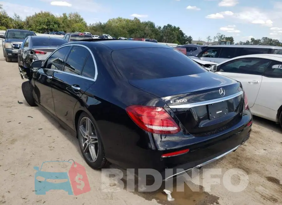 WDDZF4JB4HA233324 Photo# 3
