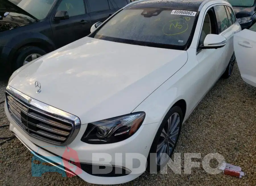 WDDZH6JB7KA584595 Photo# 2