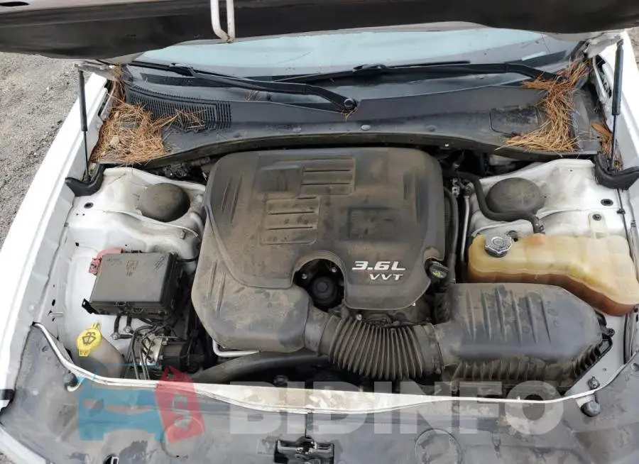 2C3CDXBG4DH640187 Photo# 7