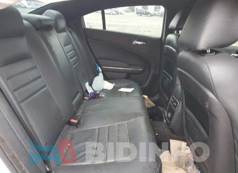 2C3CDXBG4DH640187 Photo# 6