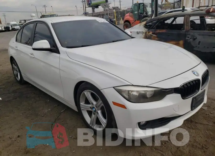 WBA3C1C53DF444944 Photo# 1