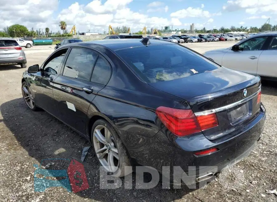 WBAYE4C53DDW22834 Photo# 3