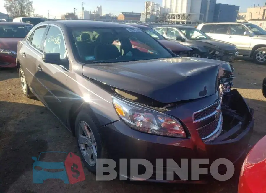 1G11B5SAXDF125763 Photo# 1
