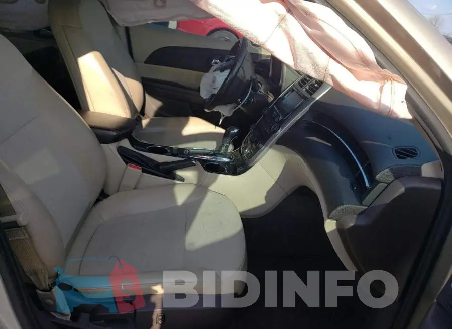 1G11D5SL4FF258792 Photo# 5