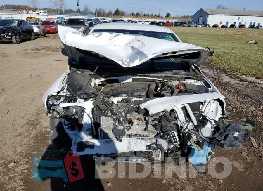 1G1ZB5ST9JF262550 Photo# 5