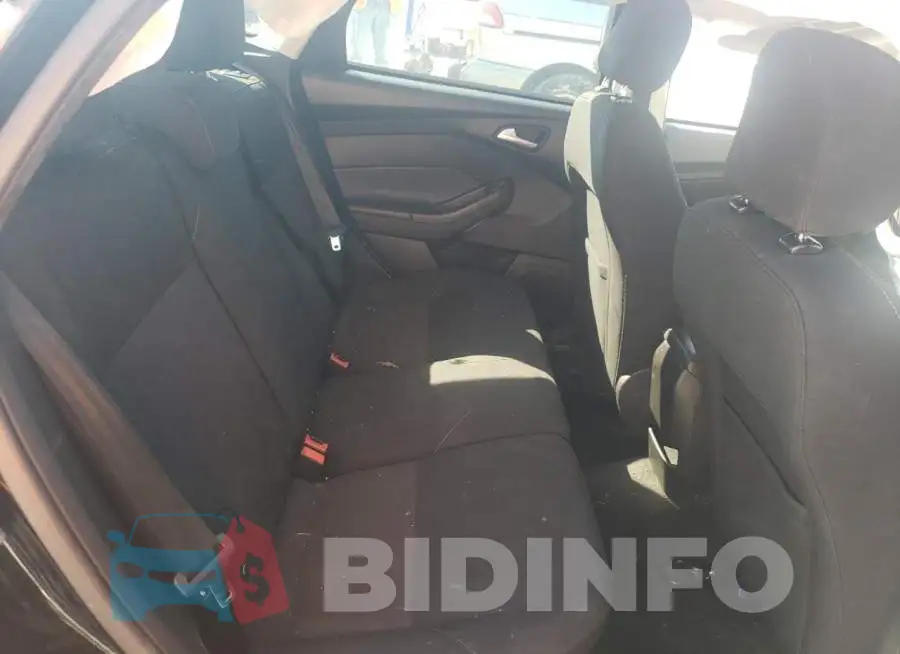 1FADP3K24GL356107 Photo# 6