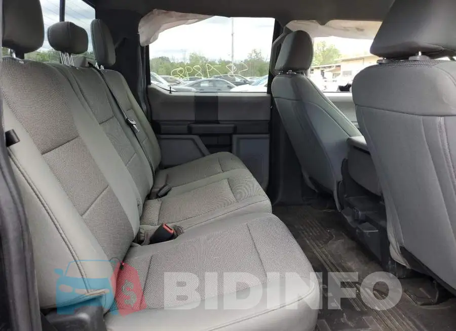 1FT8W3BT2NED48564 Photo# 6