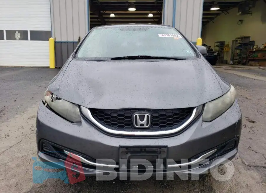 19XFB2F5XDE210413 Photo# 5