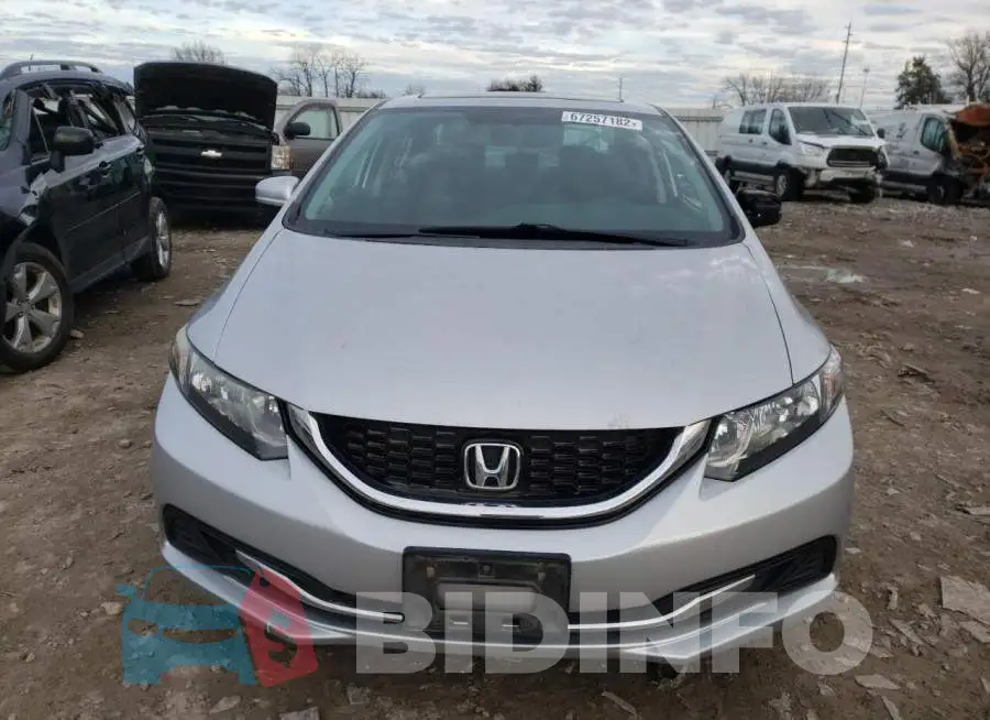 19XFB2F81FE035322 Photo# 5