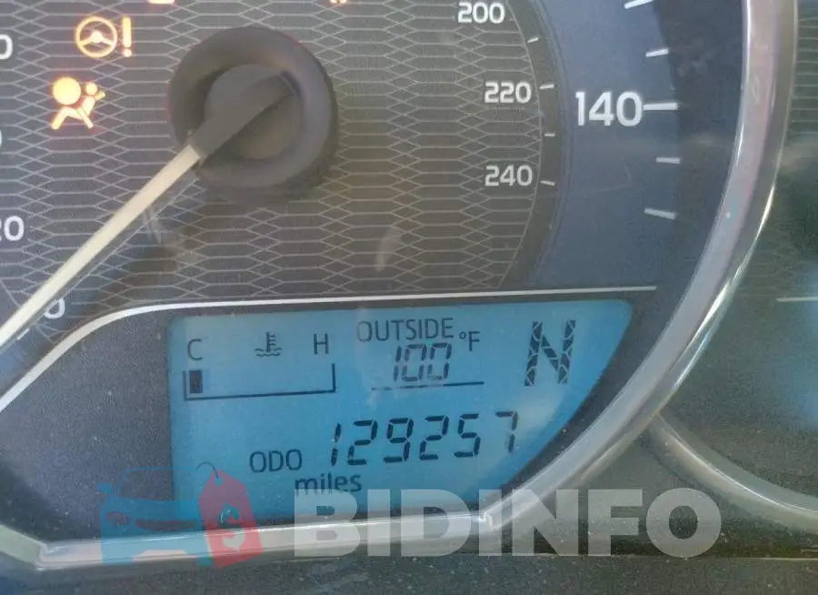 2T1BURHE8FC417916 Photo# 8
