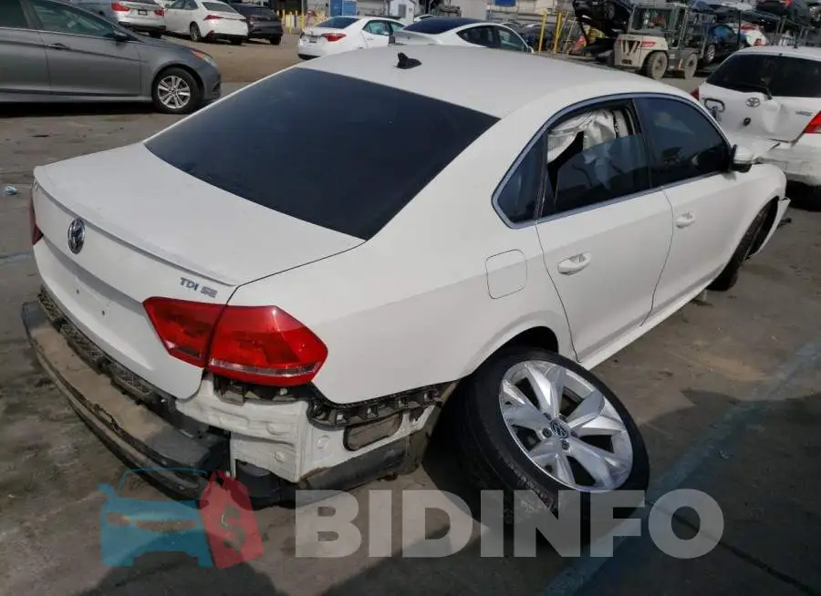 1VWBN7A30DC143088 Photo# 4