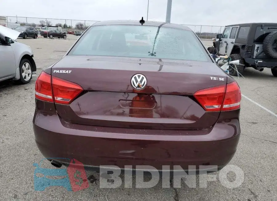 1VWBS7A36EC037819 Photo# 6
