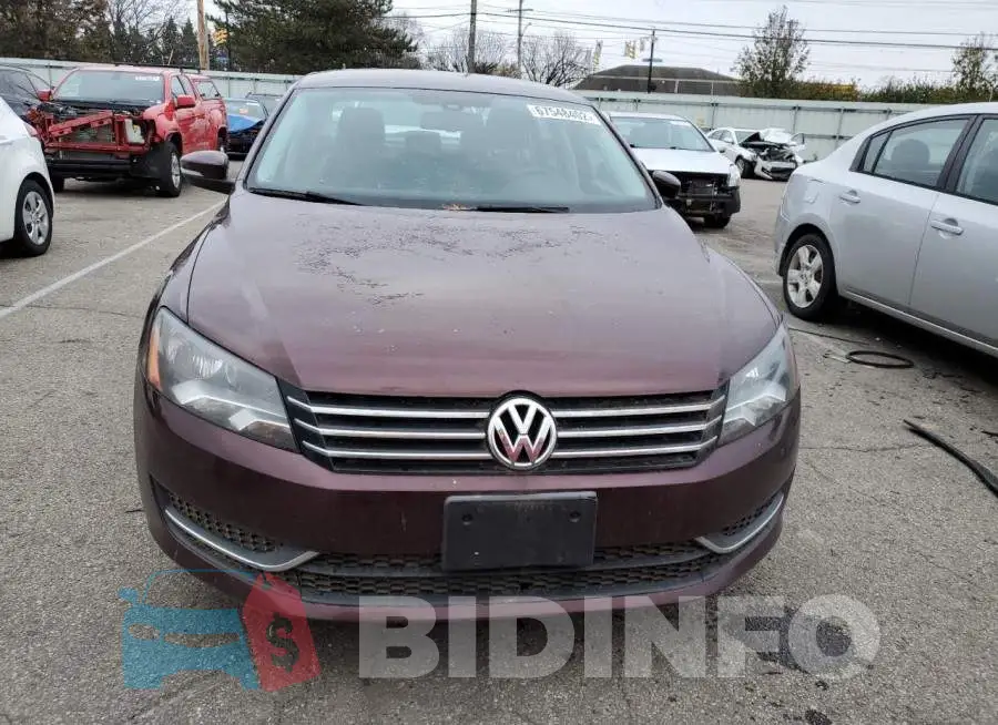 1VWBS7A36EC037819 Photo# 5