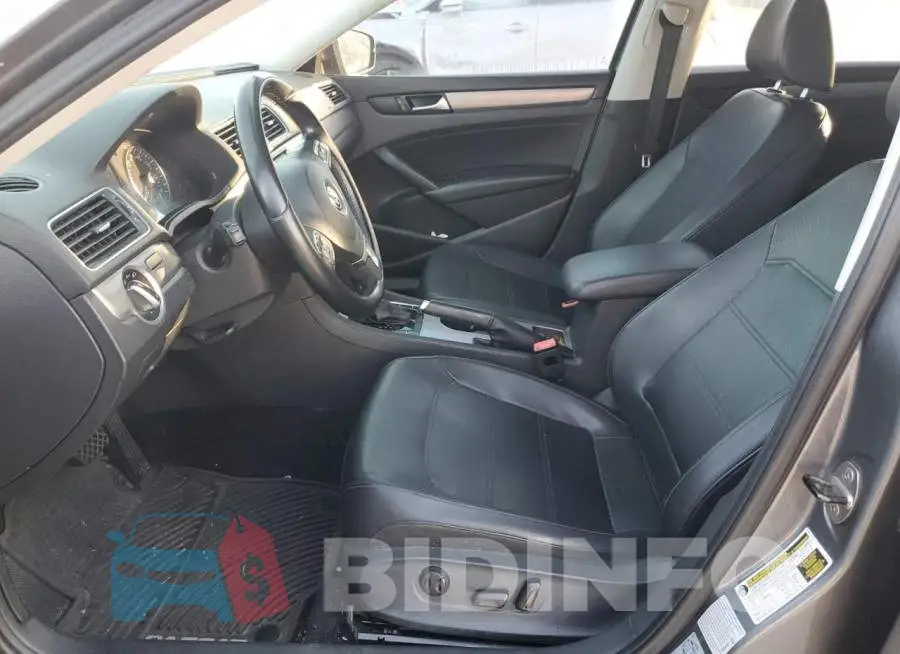 1VWBS7A36FC011559 Photo# 7