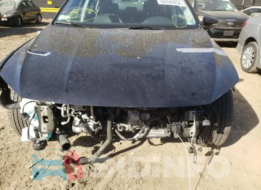1VWDT7A31HC073637 Photo# 9