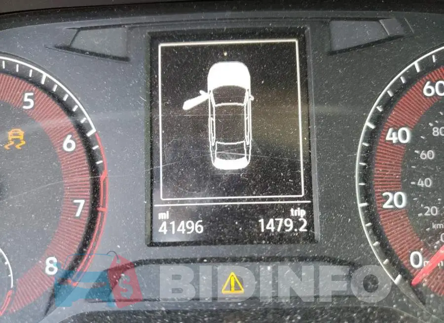 3VWC57BU6KM161053 Photo# 8