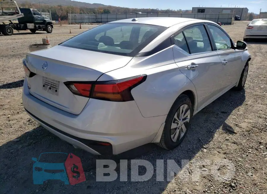 1N4BL4BV1KC146494 Photo# 4