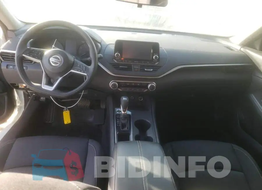 1N4BL4BV1NN338099 Photo# 8