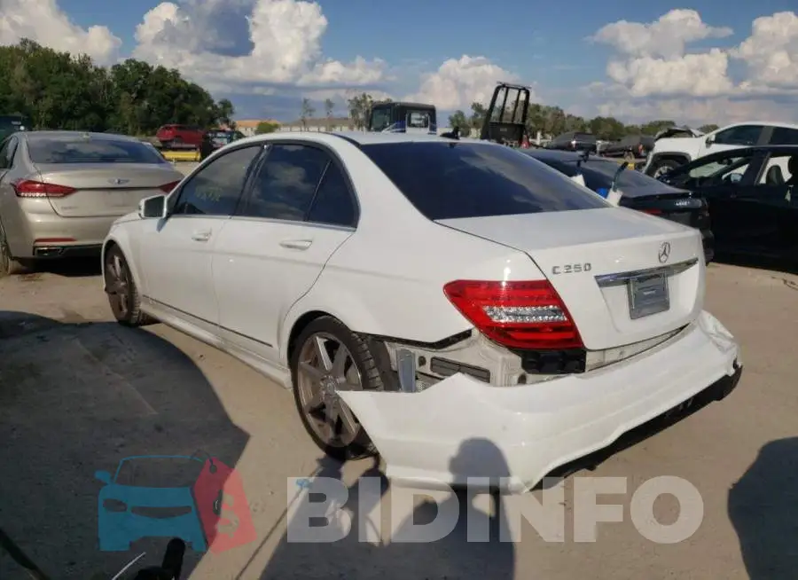 WDDGF4HB6EA952762 Photo# 3