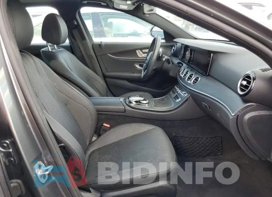 WDDZF6JB5KA525129 Photo# 5