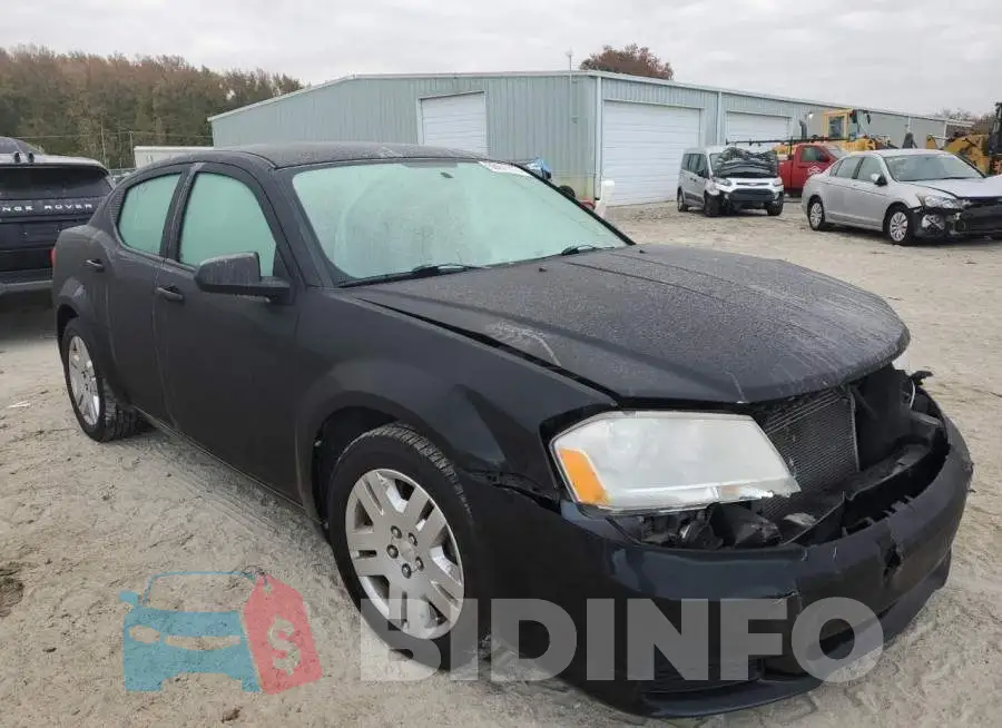 1C3CDZAB3DN669026 Photo# 1