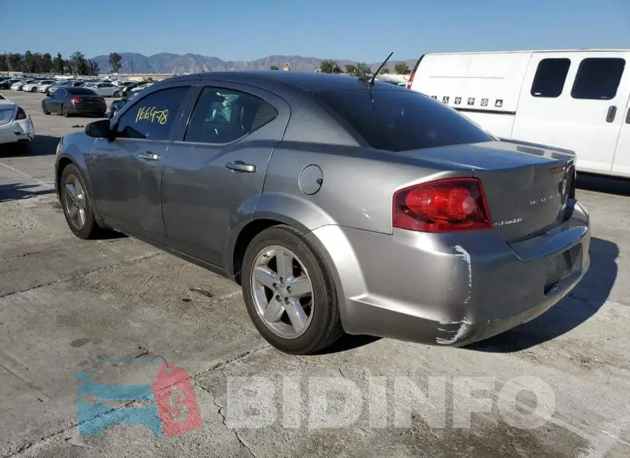 1C3CDZAB5DN529415 Photo# 2