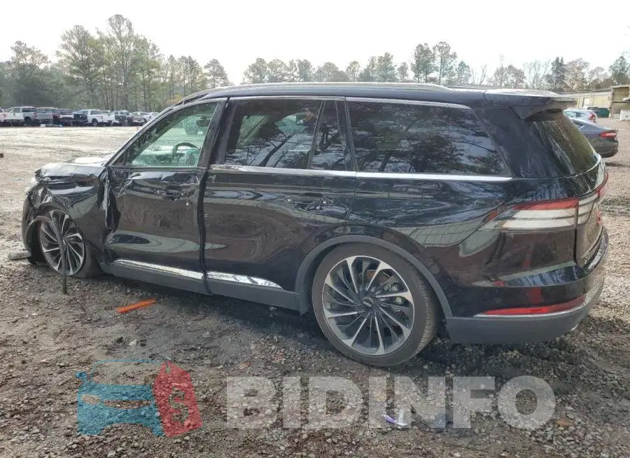 5LM5J7XC0LGL35405 Photo# 2