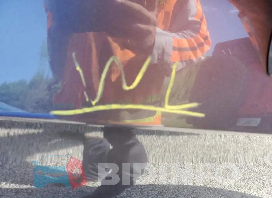 2C4RC1BGXKR528331 Photo# 9