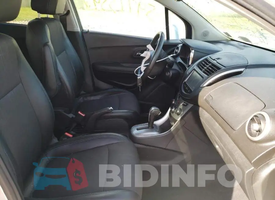 3GNCJPSB5GL272792 Photo# 5