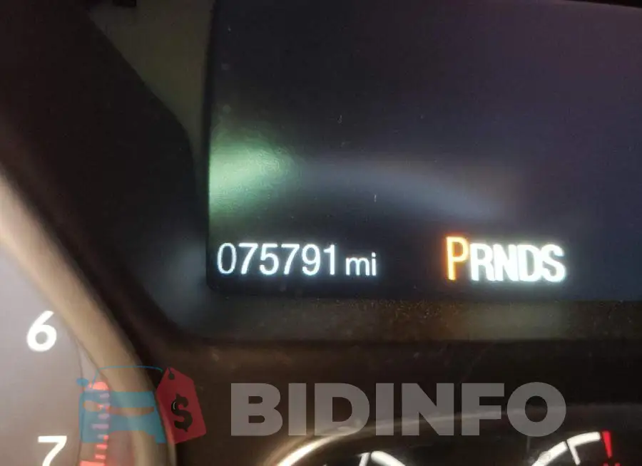 1FADP3FE9HL327174 Photo# 8