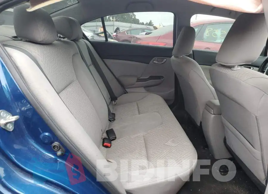 19XFB2F57FE000712 Photo# 6