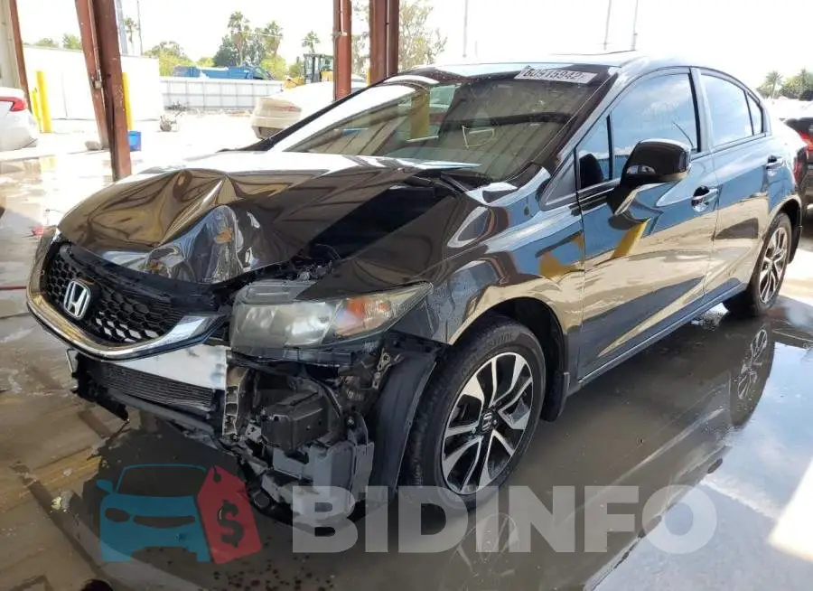 19XFB2F82DE014735 Photo# 2