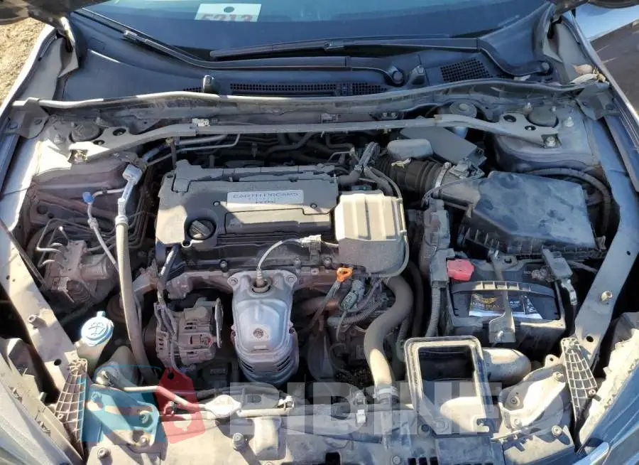 1HGCR2F88FA804725 Photo# 7