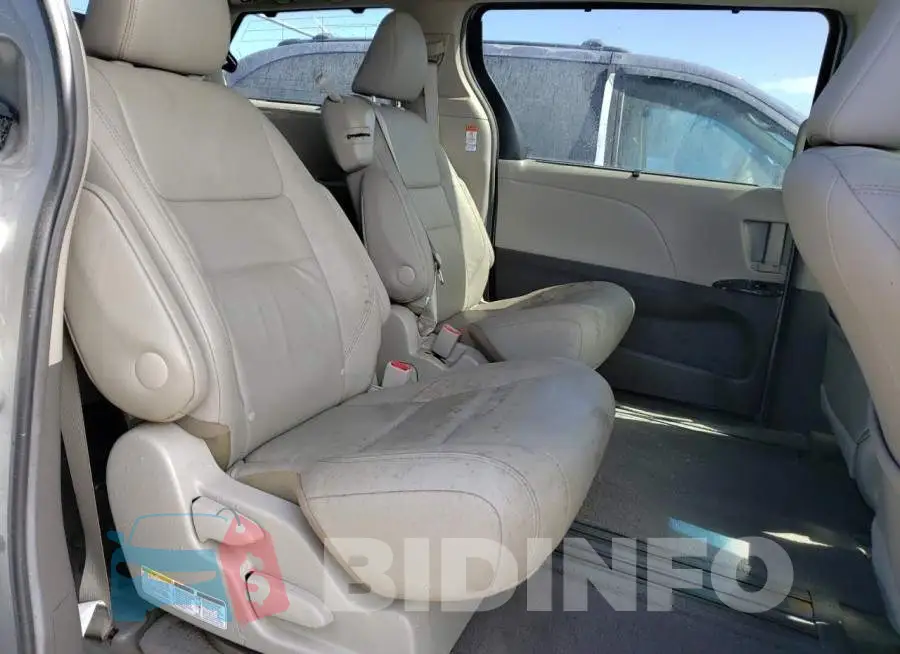5TDYK3DC6FS612521 Photo# 6