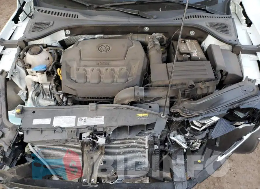 1VWSA7A33LC017611 Photo# 11